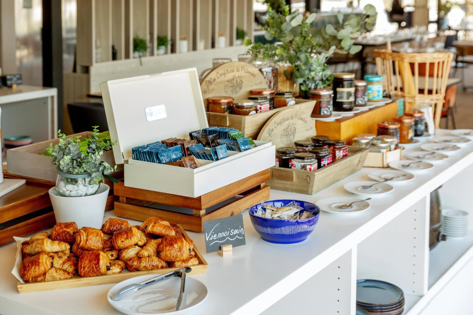 Golden Tulip Hotel & Rooftop Martigues Provence מראה חיצוני תמונה