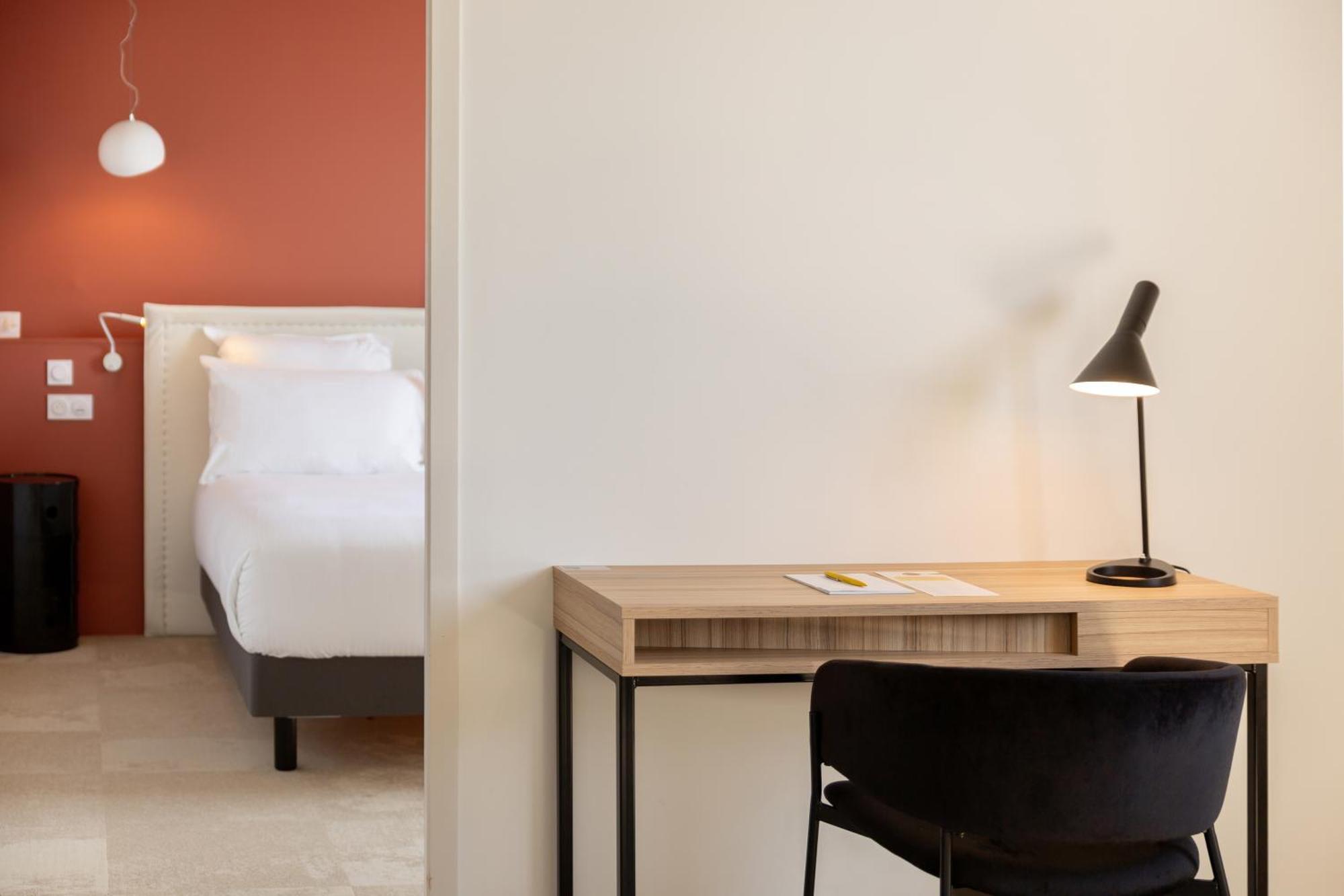 Golden Tulip Hotel & Rooftop Martigues Provence חדר תמונה